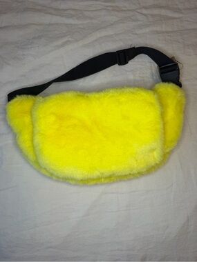 Dolls Kill NWT Bright Yellow Faux Fur Belt Bag/ MUFF!